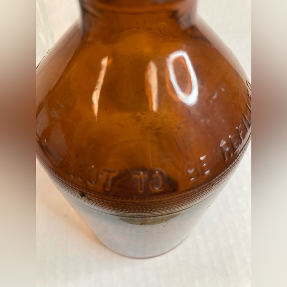 Vintage Glass Coca-Cola bottles with a beer bottle - Picture 3 of 12